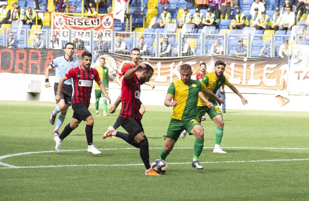 TFF 3. Lig 2. Grup Play-Off: Esenler Erokspor: 1 - Van Büyükşehir Belediyespor: 2 