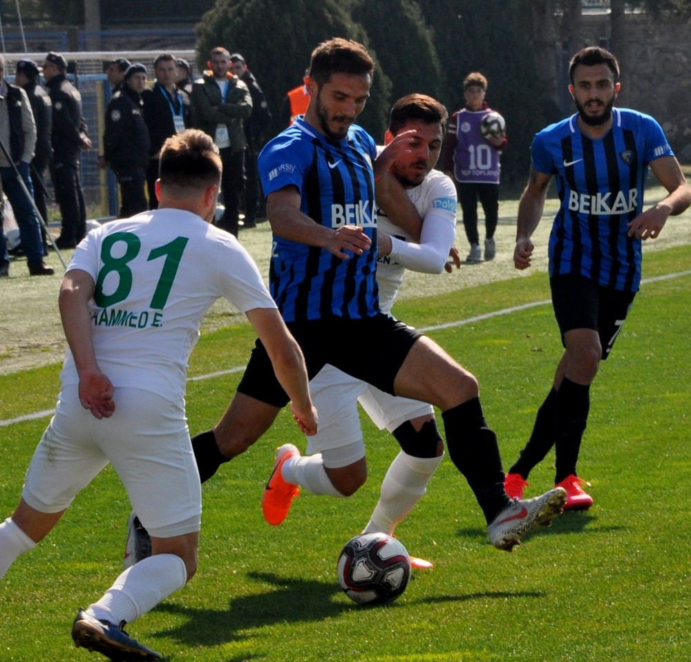 TFF 3. Lig: Karacabey Belediyespor: 1 - Muğlaspor: 1 