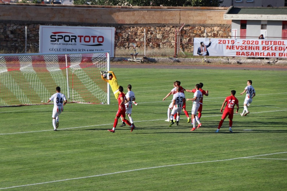 TFF 3. Lig: Nevşehir Belediyespor: 1 - Diyarbekirspor: 1 
