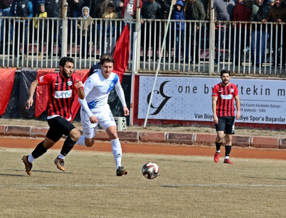 TFF. 3. Lig: Van Büyükşehir Belediyespor: 0 - Yeni Altındağ Belediyesispor: 0 