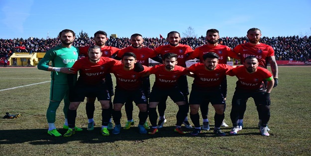 TFF 3.Lig 3.Grup'ta şampiyon Utaş Uşakspor