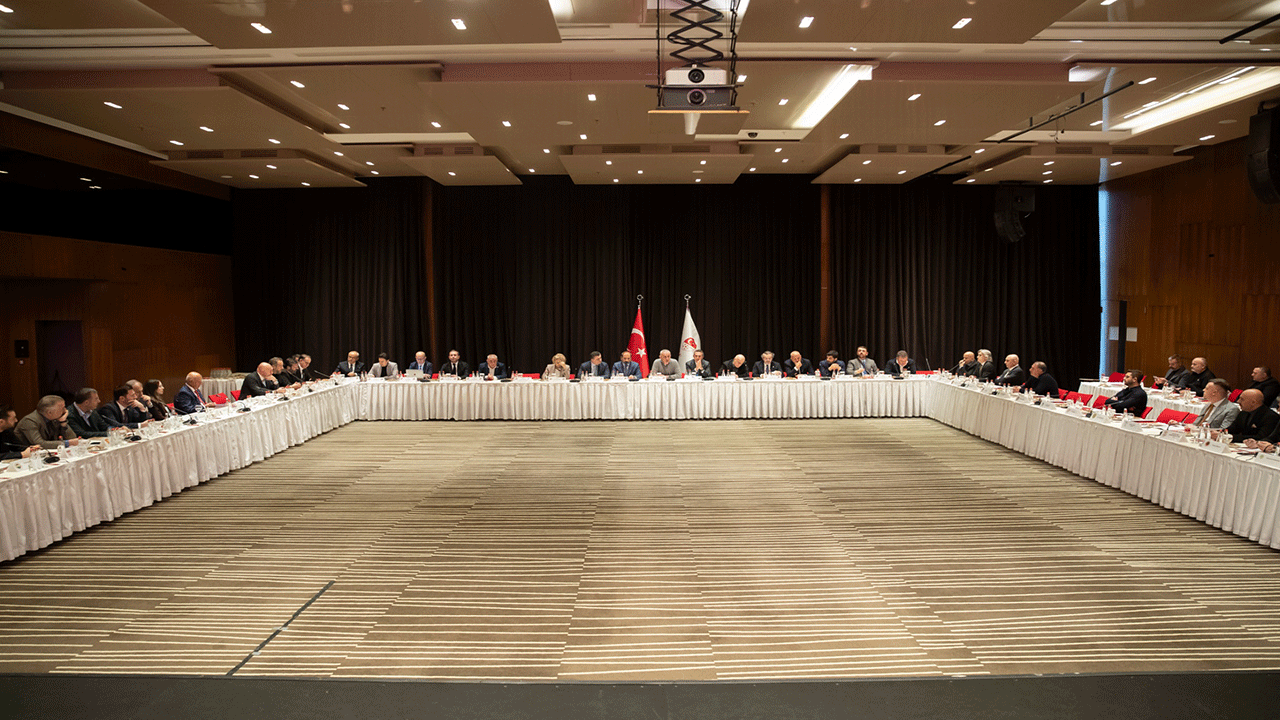 Hacıosmanoğlu onları kabul etti