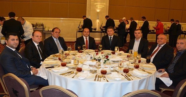 TFF Başkanı Yıldırım Demirören iftar yemeği verdi