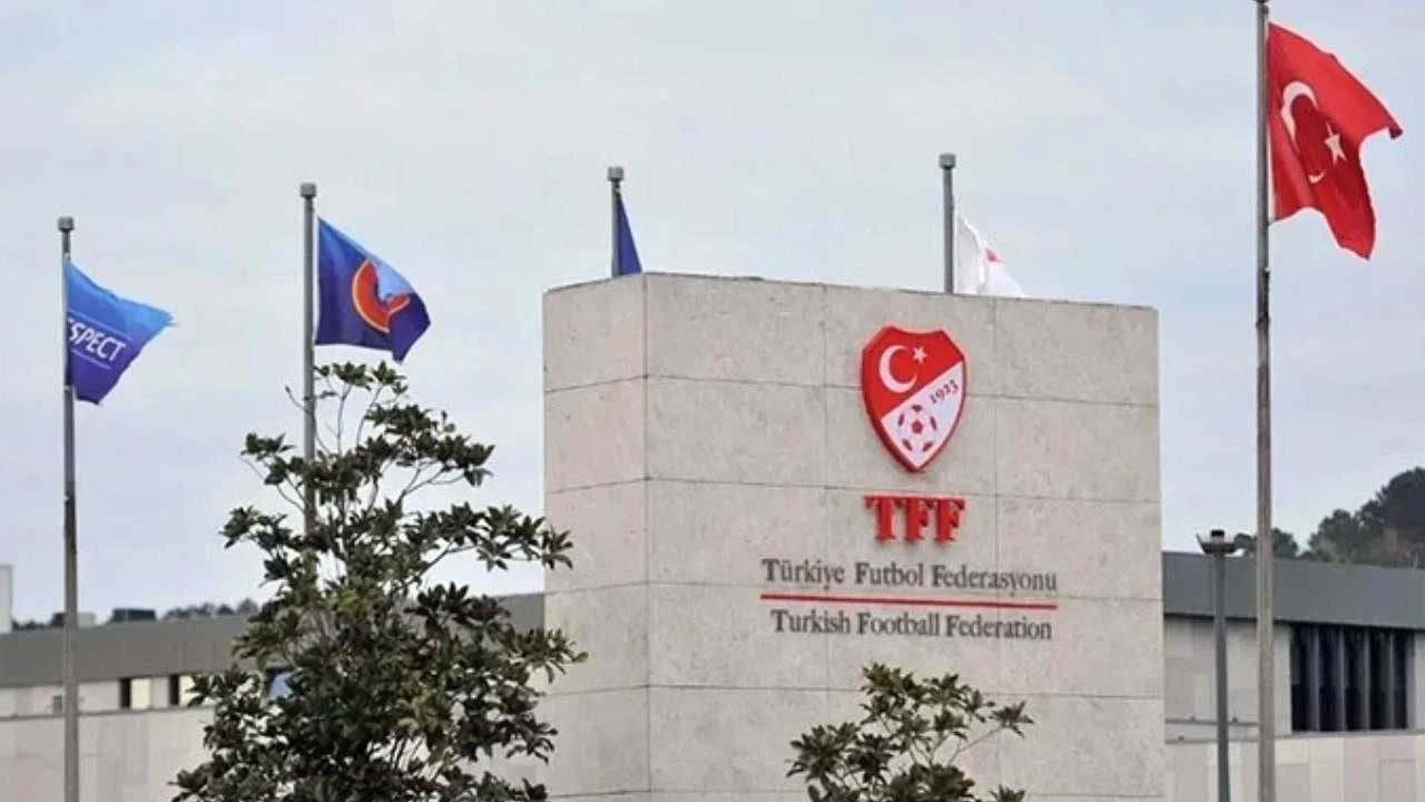 Ümit Milli Futbol Takımı'nda iki futbolcu aday kadrodan çıkarıldı