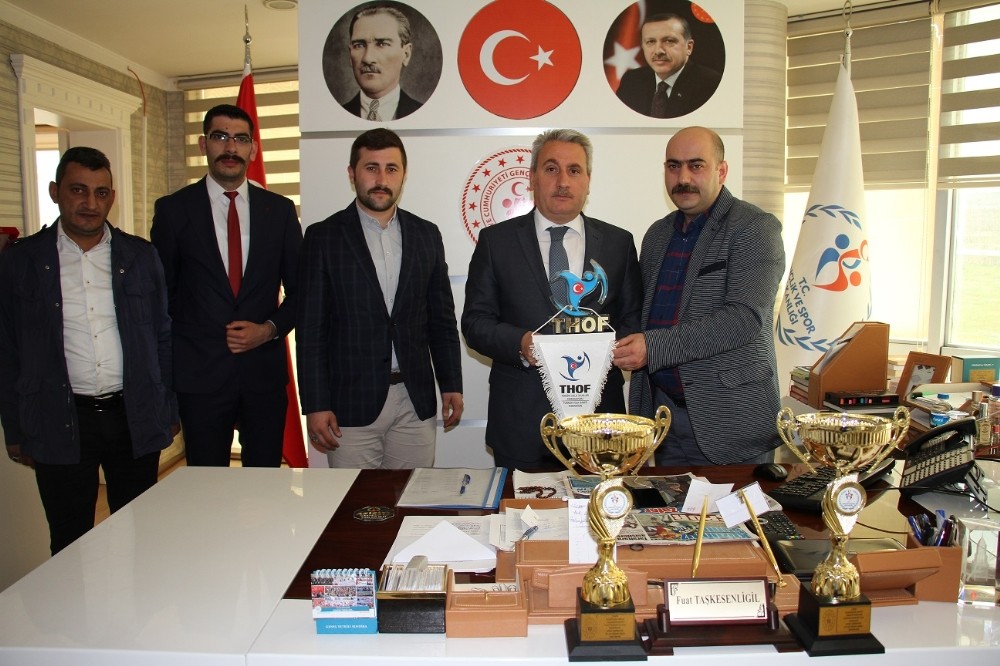 THOF’dan Taşkesenligil’e teşekkür 