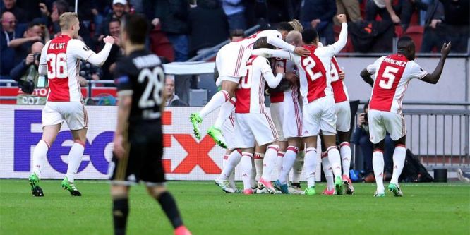 Ajax, Lyon'u farklı yendi