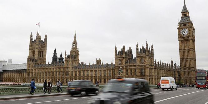 Brexit yasa tasarısı İngiliz parlamentosuna sunuldu