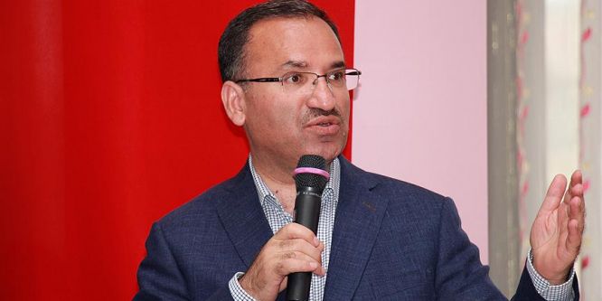 Bozdağ'dan halk oylaması açıklaması