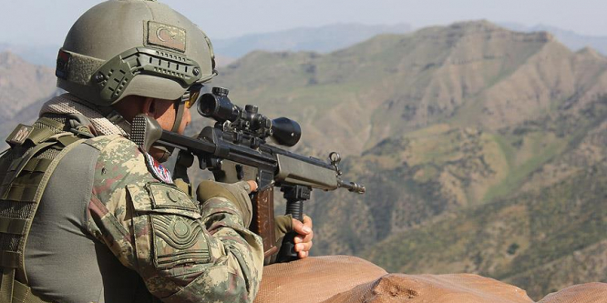 Hakkari'de bir PKK'lı terörist etkisiz hale getirildi