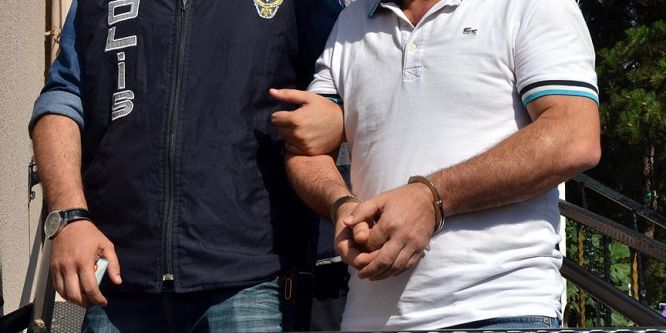 Bandırma’da FETÖ operasyonu: 20 gözaltı