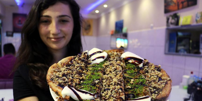 Sıcaklar tahinli pideye ilgiyi azaltmadı