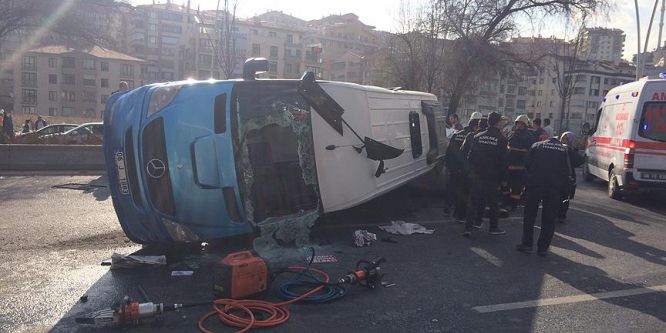Ankara'da trafik kazası: 8 yaralı
