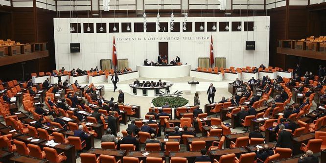 TBMM'de mesai yeniden başlıyor