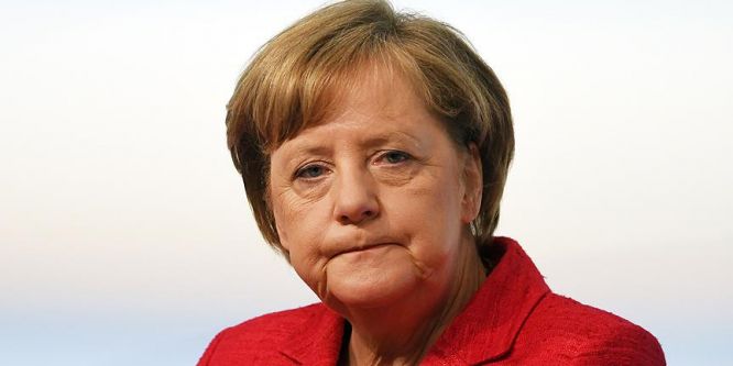 Merkel'den çifte vatandaşlığa destek