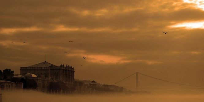 İstanbul Boğazı gemi geçişlerine kapatıldı