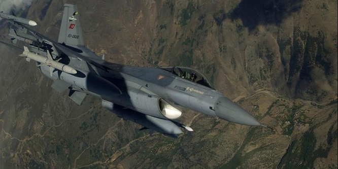 TSK'dan sınır ötesi harekat! PKK'nın kampları yerle bir edildi