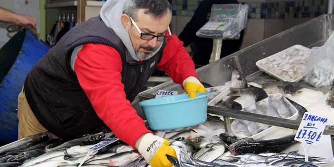 Kar yağışı balık fiyatlarını vurdu