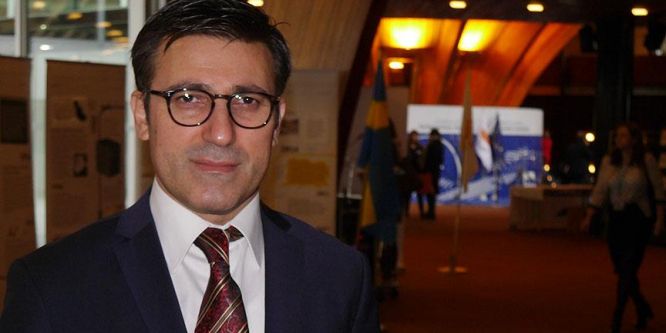 ''Rektörleri susturmaya çalışmaları kabul edilemez''