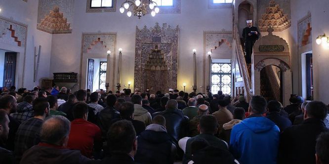 Diyanet 102 ülkede İslam için hizmet veriyor