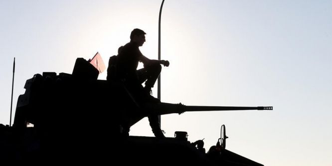 Sabiha Gökçen'deki darbeci askerlerin davası ertelendi