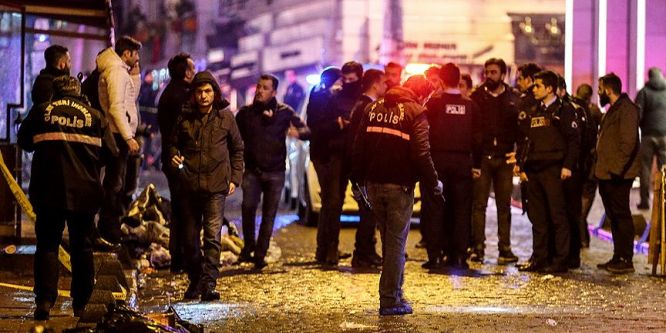 Beyoğlu'nda silahlı kavga