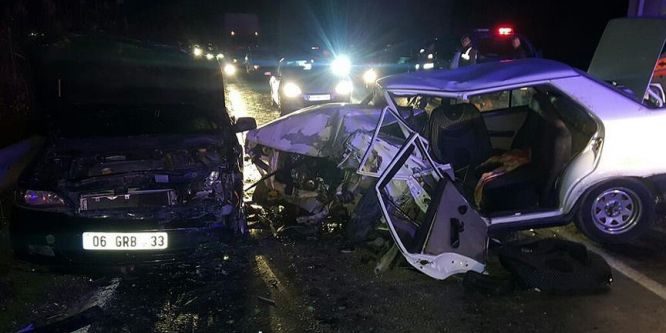 İzmir'de trafik kazası: 1 ölü, 9 yaralı