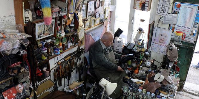 Kundura atölyesinde geçen 67 yıl