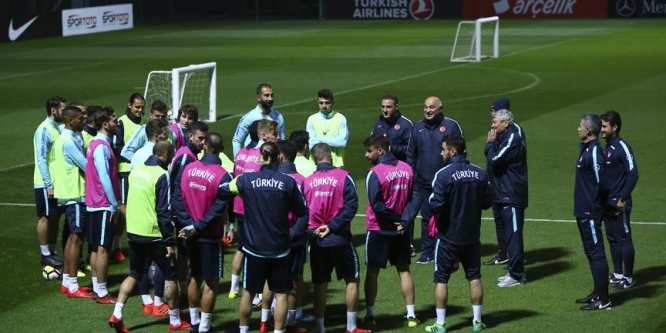 Türkiye, Romanya sınavında