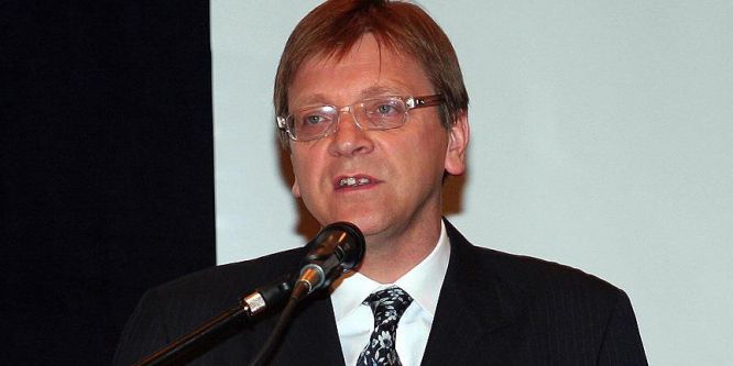 AP'nin Brexit Müzakerecisi Verhofstadt: AB'ye zarar veren üçüncü cephe Trump
