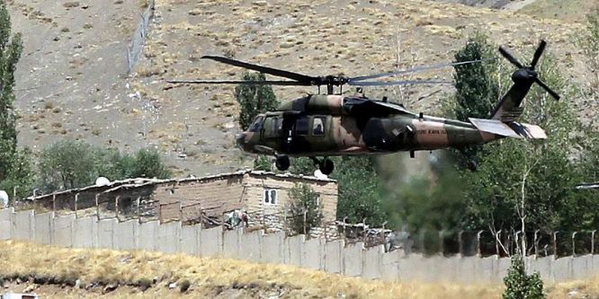 Hakkari'de 3 asker yaralandı