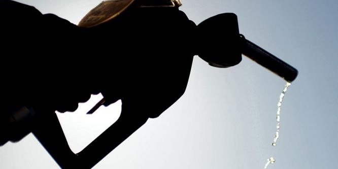 Üç akaryakıt şirketi hakkında soruşturma açıldı