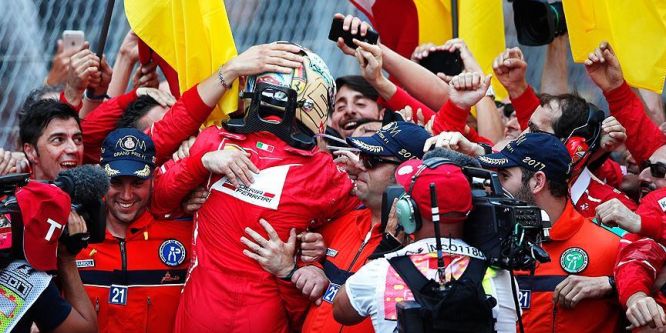 Ferrari 16 yıl sonra Monaco'da kazandı