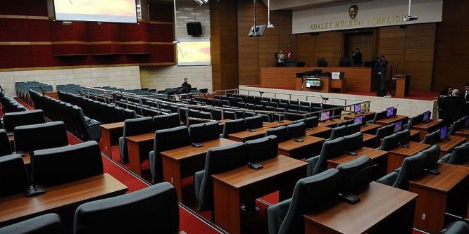 ''Cemaatten ayrılırsan ihanet etmiş sayılıyorsun''