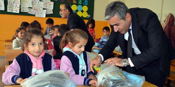 AK Parti Yüksekova İlçe Başkanı darbedildi