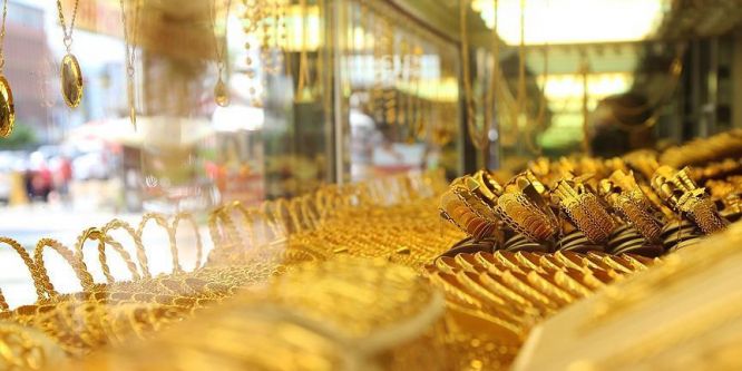 Gram altın 148 lirayı buldu