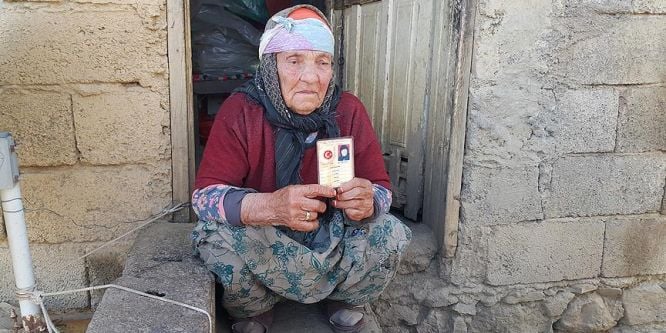 121 yaşındaki Fatma nine hayatını kaybetti