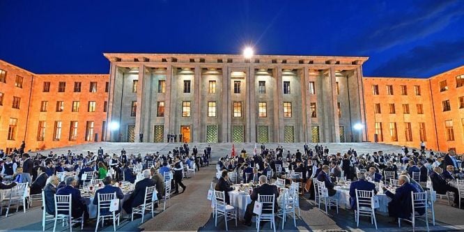 Devletin zirvesi meclis iftarında buluşacak