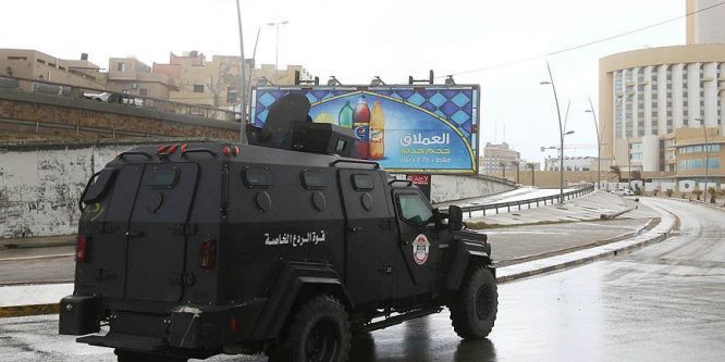 Libya'da Maliye Bakanlığı binasına baskın
