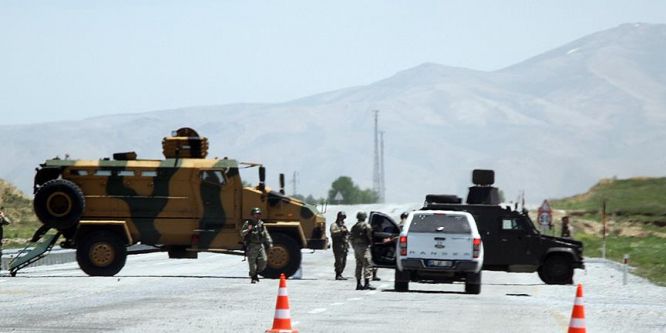 Van'da terör operasyonu: 8 gözaltı