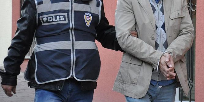 Bylock kullanan 25 kişi tutuklandı