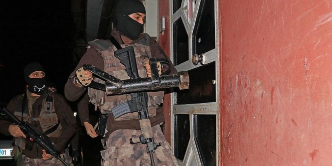 'Uyuşturucu baronu'na baskın! Çok sayıda gözaltı var