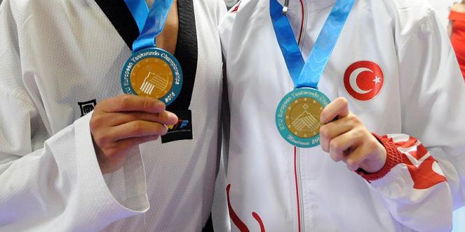 Tekvandoculardan 30 madalya