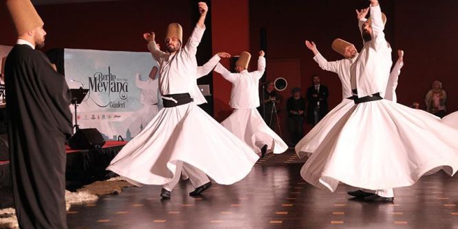 Berlin'de Mevlana Günleri ve sema gösterisi