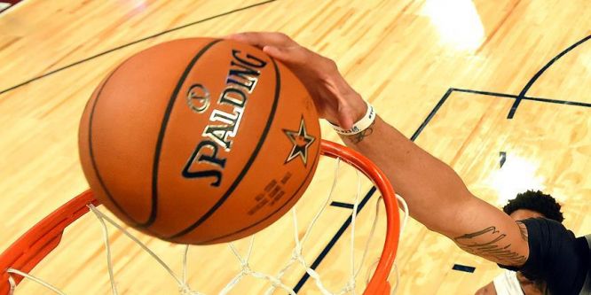 Spurs ve Raptors üst turda