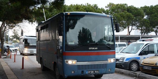 FETÖ mensubu 16 kişi tutuklandı