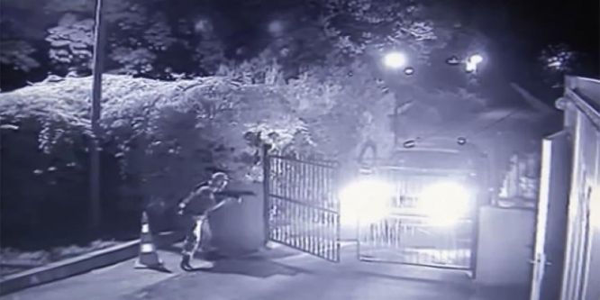 Darbe karşıtı askerler cuntacılarla çatışmış