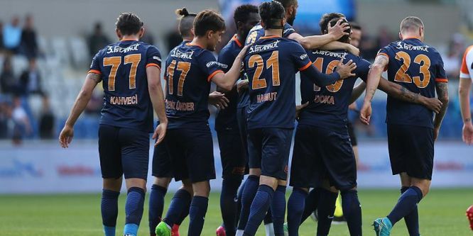 Medipol Başakşehir sezonu kupayla kapatmak istiyor