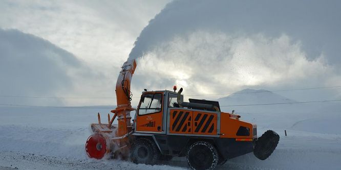 Tendürek Geçidi yeniden ulaşıma açıldı