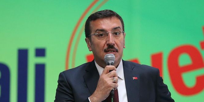 Bakan Tüfenkci: Siyasetin de ticaretin de kayıt dışlılığı var