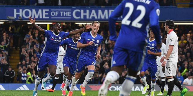 Chelsea galibiyet serisini sürdürdü